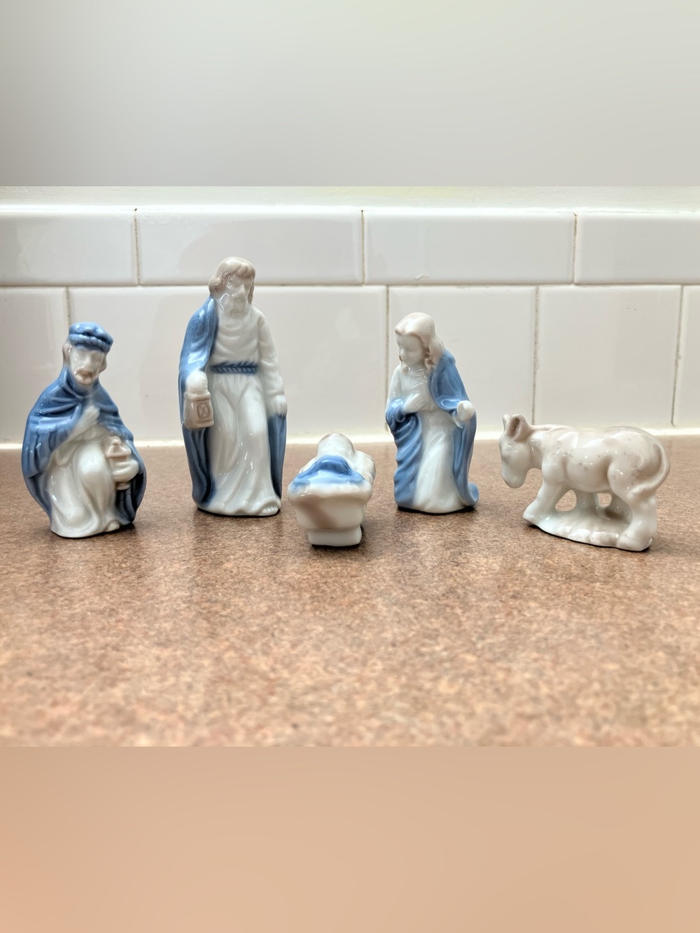 5 Piece Vintage Nativity Set Blue Cream Glazed Porcelain Holy Christmas Scene